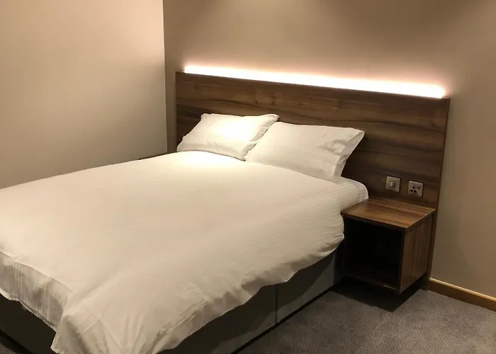 Top Hotels Near Bolton Lancashire for Travelers
